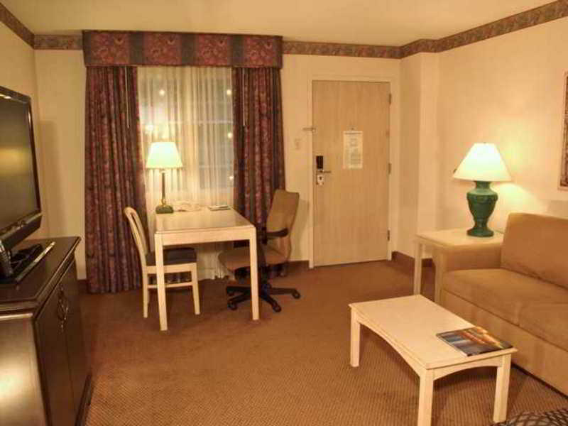 Embassy Suites By Hilton Houston Near The Galleria Habitación foto